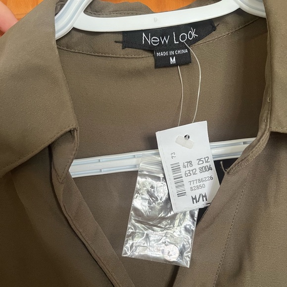 NWT NEW LOOK Chiffon Olive Green Midi Dress - Picture 4 of 5